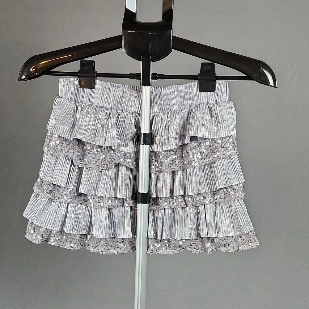 Justice- Girls Metallic Ruffle Skirt w/attached shorts - Size 8